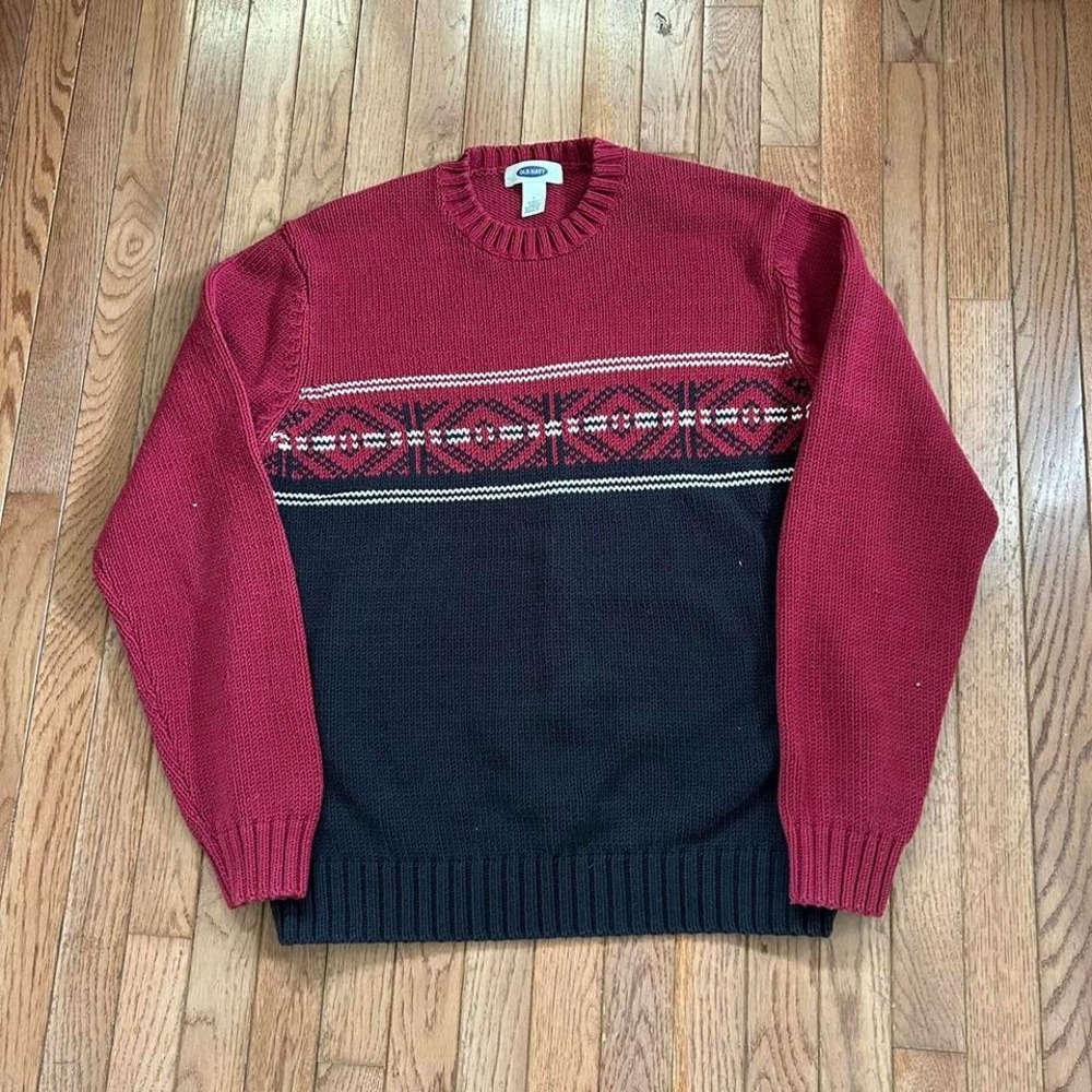 Vintage Black and Red‎ Knit Sweater